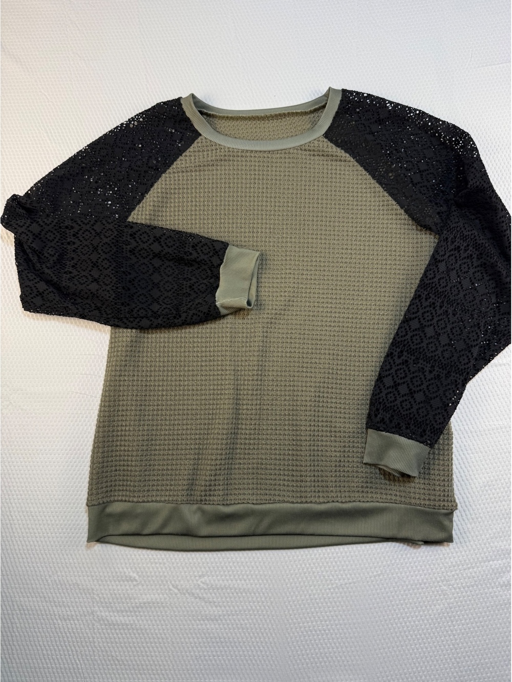 SHEIN Women's XL Olive Green Waffle Knit Sweatshirt Black Lace Sleeves Goth - Picture 2 of 8